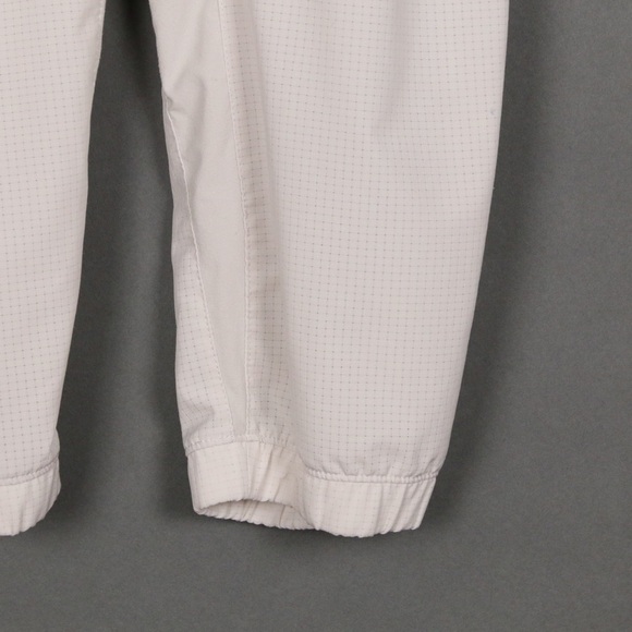 Nike Tech Joggers - Picture 4 of 9